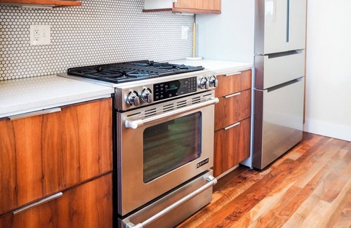Richmond Casa | Fenced Yard, Walkable, Parking!