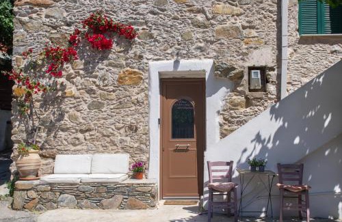 Perivolia Apartamento | Feneri 3 -Cozy rustic Apt 20' from Elafonisi beach