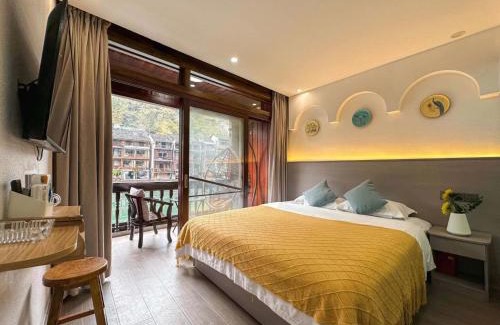 Fenghuang Casa | Fenghuang Ancient Town Lazy Cat Riverside Inn