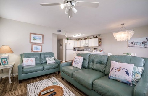 Cedar Key Condominio | Fenimore Mill 1A Pool, Hot Tub, Pet Friendly!