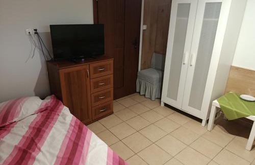 Grzybno Casa | Fenix Grzybno pokoje pracownicze, rodzinne, typu standard,dłuższe pobyty