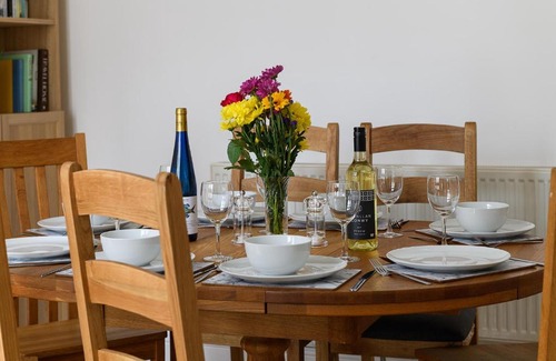 Porthcawl Casa | Fenton House - Modern, 4 Bedroom, Pets Accepted