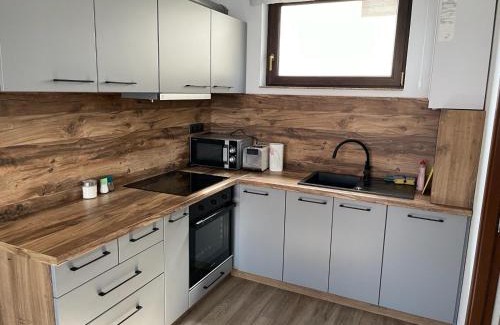 Odorheiu Secuiesc Apartamento | Fenyő Apartman