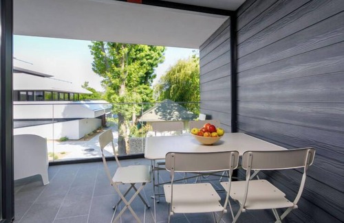 Balatonszemes Apartamento | Fenyves by Interhome