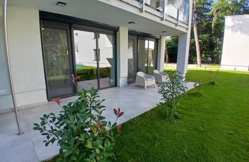 Pusztavacs Apartamento | Fenyvesliget Apartmanok III