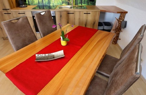 Koenigsfeld im Schwarzwald Apartamento | Ferienwohnung Beim Falkner, 60qm, 1 Schlafzimmer, Max. 2-4 Personen