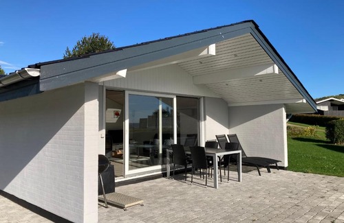 Hejlsminde Strand Casa | Feriehygge hele året i flot feriehus