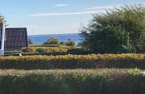 Hejlsminde Strand Casa | Feriehygge hele året i flot feriehus