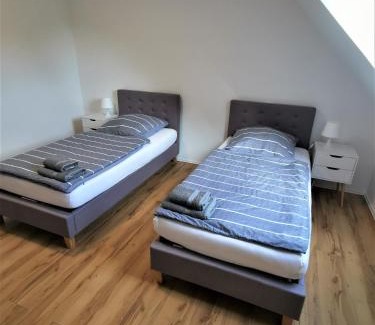 Hildesheim District Apartamento | Ferien in Sarstedt am Bruchgraben