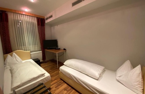 Voecklabruck Apartamento | Ferienappartement Auerhahn