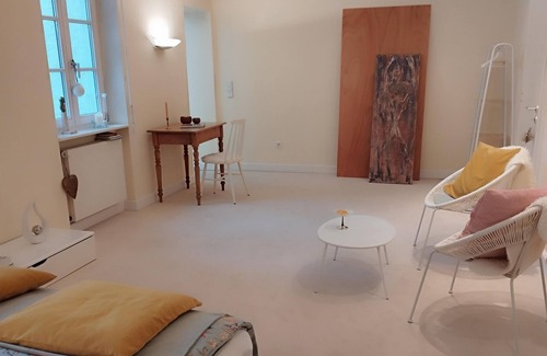 Waldbreitbach Apartamento | Ferienappartement Kesselheim - Appartement/fewo, Dusche Oder Bad, WC, Wohn-/schla