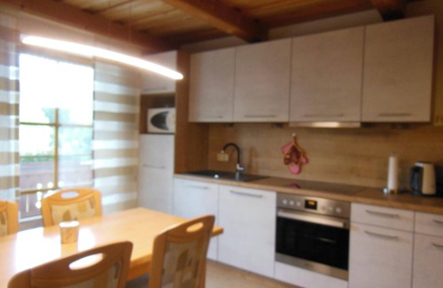 Neureichenau Apartamento | Casa de vacaciones en medio de la bahía. Bosque con 2 habitaciones y balcón.