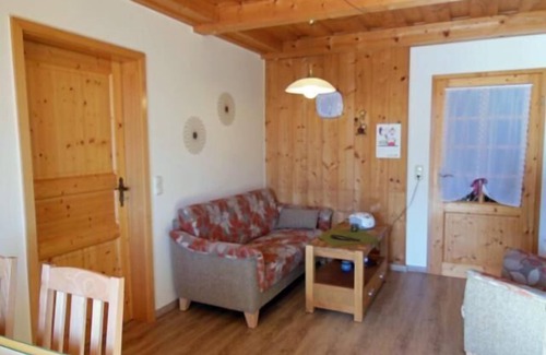 Neureichenau Apartamento | Casa de vacaciones en medio de la bahía. Bosque con 2 habitaciones y balcón.