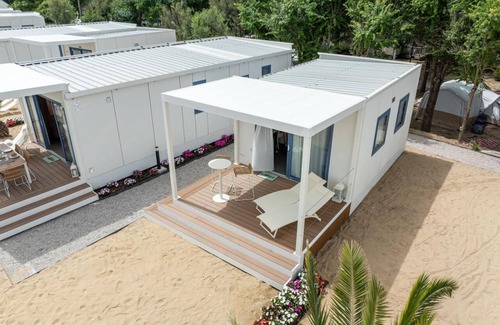 Duna Verde Apartamento | Feriendorf San Francesco Deluxe Lodge Sea View Suite für 2 Personen