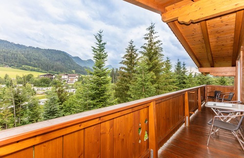 Fieberbrunn Apartamento | Feriendorf-Wallenburg / 6-person holiday apartment with balcony