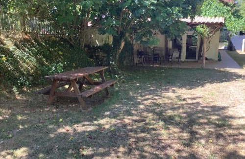 Sainte-Croix-de-Mareuil Casa | Ferienhaus Gare de Mareuil