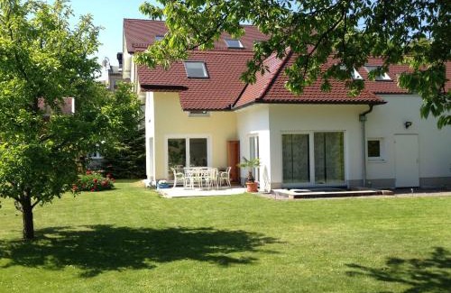 Ost Casa | Ferienhaus Am Park Leipzig