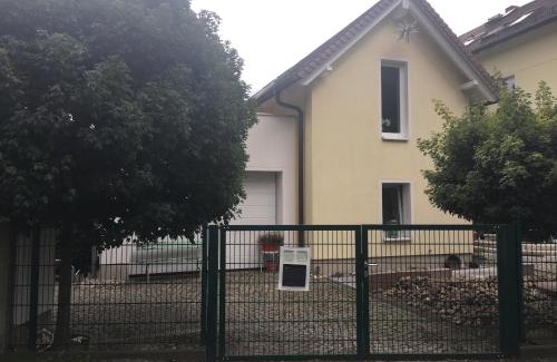 Ost Casa | Ferienhaus Am Park Leipzig