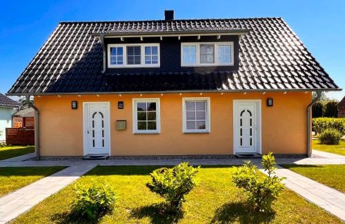 Dranske Casa | Ferienhaus Anna - linke Seite