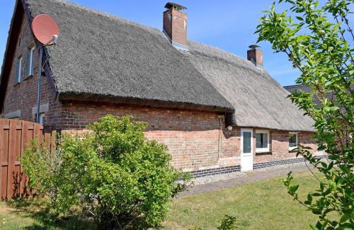 Ostseebad Baabe Casa | Ferienhaus Augustin mit Reetdach