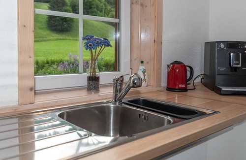 Woerth Casa | Ferienhaus Corelli - Ferienhaus, Dusche und Bad, WC, 2 Schlafräume