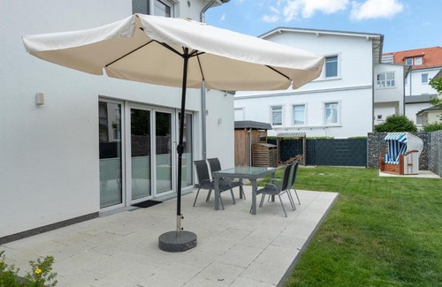 Gohren Casa | Ferienhaus Corvin mit eingezäunten Grundstück (200 m²)