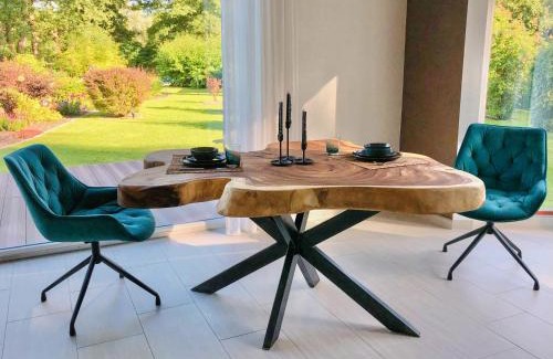 Rahnsdorf Casa | Ferienhaus direkt an der Spree mit Whirlpool und Sauna