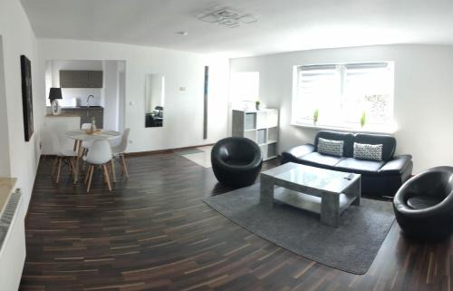 Angermuende Apartamento | Ferienhaus Dobberzin nahe Mündesee