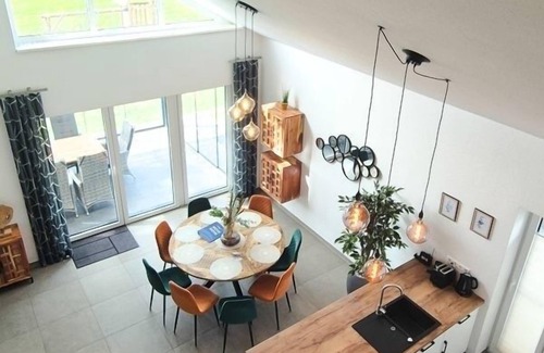 Sehestedt Apartamento | Ferienhaus für 10 Gäste mit 185m² in Jade