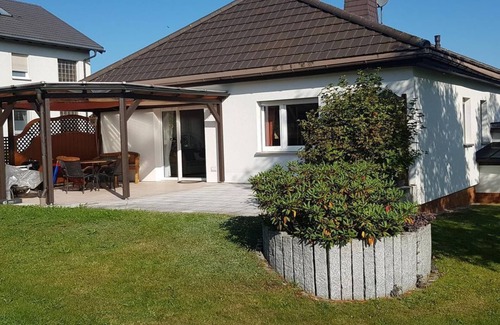 Mehlmeisel Casa | Ferienhaus Gemütlichkeit - Ferienhaus, Dusche, WC, 1 Schlafraum