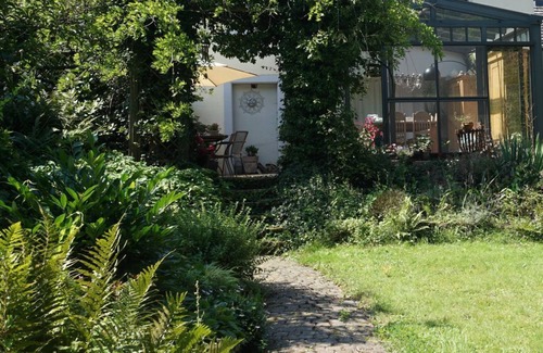 Hetzerath Casa | Ferienhaus Glücksnest - 4-bed vacation home shower/WC, 2 bedrooms