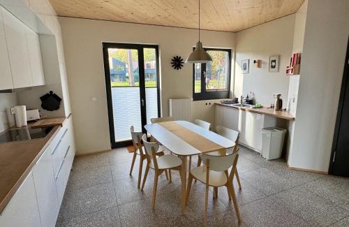 Postheim Casa | Ferienhaus Haus 11 in Templin mit Seeblick und Sauna