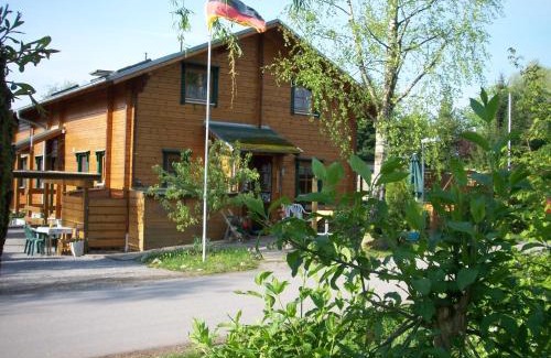 Buehlerzell Casa | Ferienhaus-Hotel "Zur Grünen Oase"