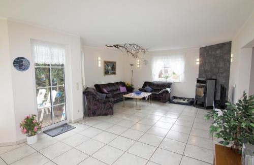 Buchenberg Casa | Ferienhaus in Hessen mit großem Garten