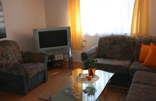 Alt Gaarz Casa | Ferienhaus "Kleiner Schoner"