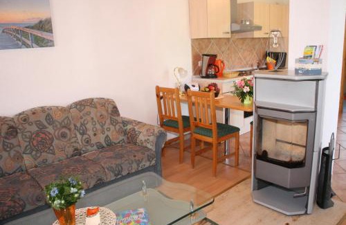 Alt Gaarz Casa | Ferienhaus "Kleiner Schoner"