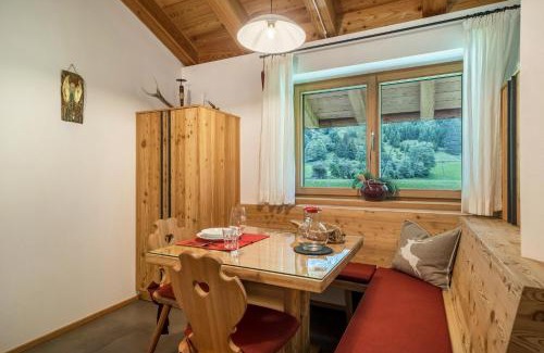 Racines Apartamento | Ferienhaus Larch Soge Apt Helmuth