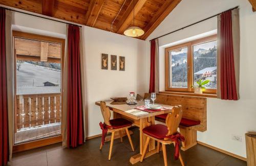 Racines Apartamento | Ferienhaus Larch Soge Apt Karin