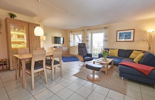 Lobbe Apartamento | Ferienhaus Lobbe - Wohnung 04 mit Terrasse strandnah