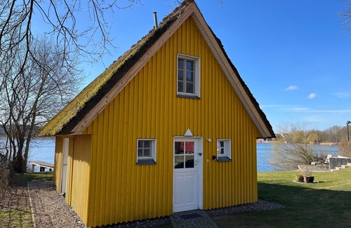 Krakow am See Casa | Ferienhaus Möllen Direkt am Wasser Hund Garten - Möllen