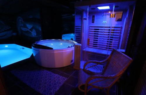 Gilgenbach Casa | Ferienhaus mit Schwimmbad, Whirlpool & Sauna am Nürburgring