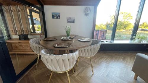 Magdeburg Casa | Ferienhaus-Natur-Elbblick-Vollausstattung