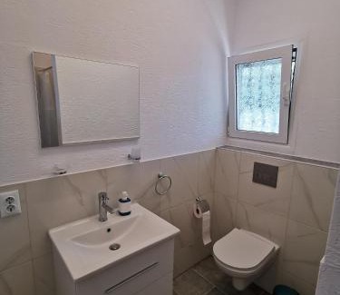 Salamis Casa | Ferienhaus Sunshine in der nähe vom Meer, free Parking, Spacious
