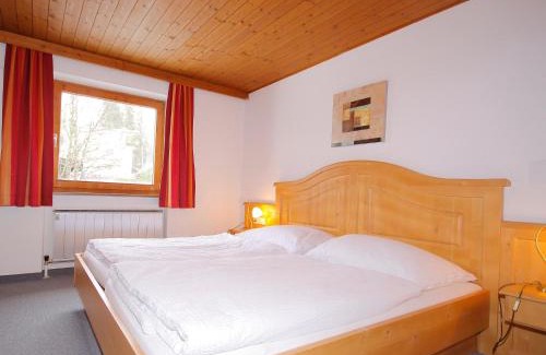 Juns Casa | Ferienhaus Tux Holiday Home