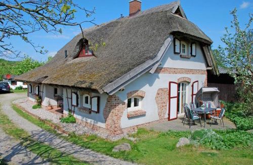 Sellin Casa | Ferienhaus unterm Reetdach