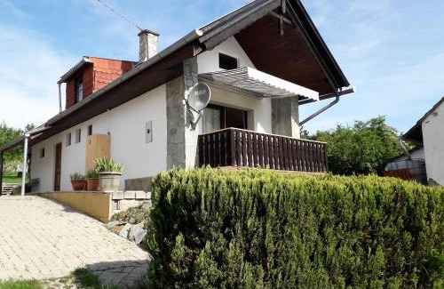 Vaskeresztes Casa | Ferienhaus Weingarten Eisenberg