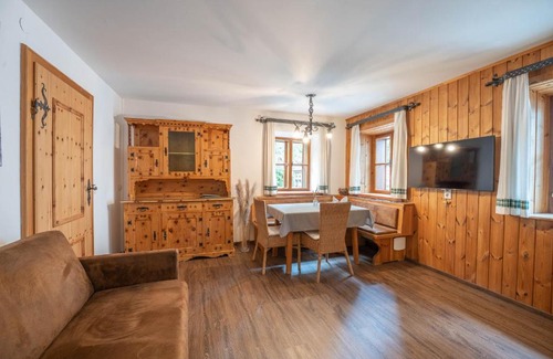 Mauterndorf Apartamento | Ferienhaus zur Hackenschmiede