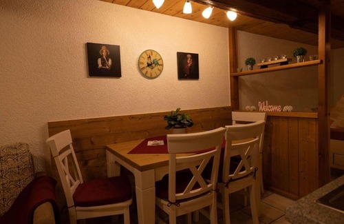 Sankt Georgen im Schwarzwald Apartamento | Ferienhof-Gerda-Ferienwohnung-Storchennest