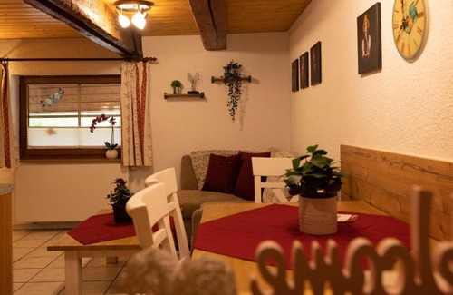 Sankt Georgen im Schwarzwald Apartamento | Ferienhof-Gerda-Ferienwohnung-Storchennest