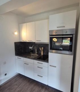 Hagen-Hohenlimburg Apartamento | Ferienoase mit Garten - Ihr Tor zum Sauerland